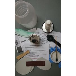 Reparatieset voor PVC rubberboten met 250 gram 2-componenten PVC lijm.