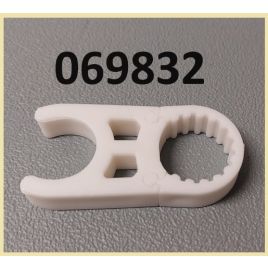069832 Reserve klem wit voor zwemtrappen pijpdikte Ø20-22 mm.